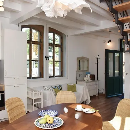 Apartamento Historischer Bahnhof Friedrichshafen